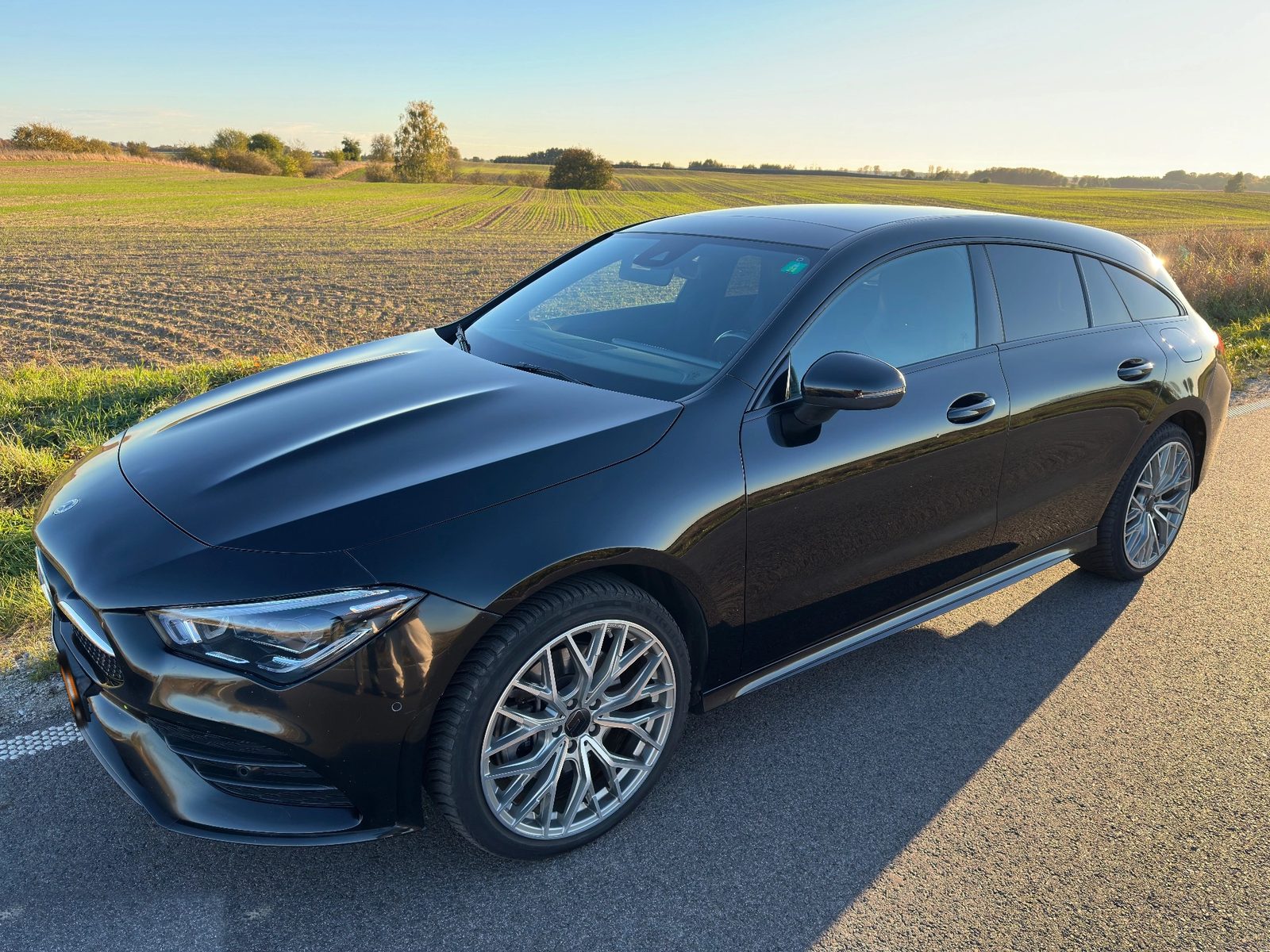 Mercedes-Benz CLA Shooting Brake Plug-in Hybrid